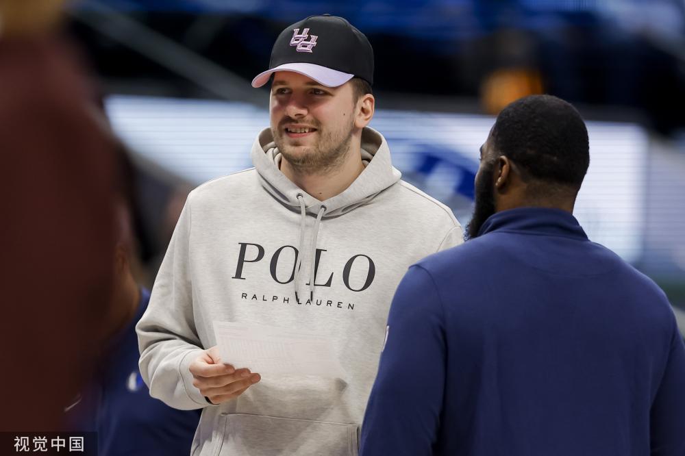 虽依旧位居 虽依旧位居