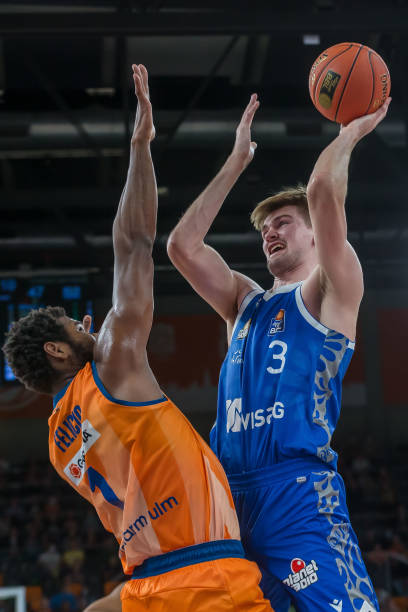 国滑雪队的 国滑雪队的